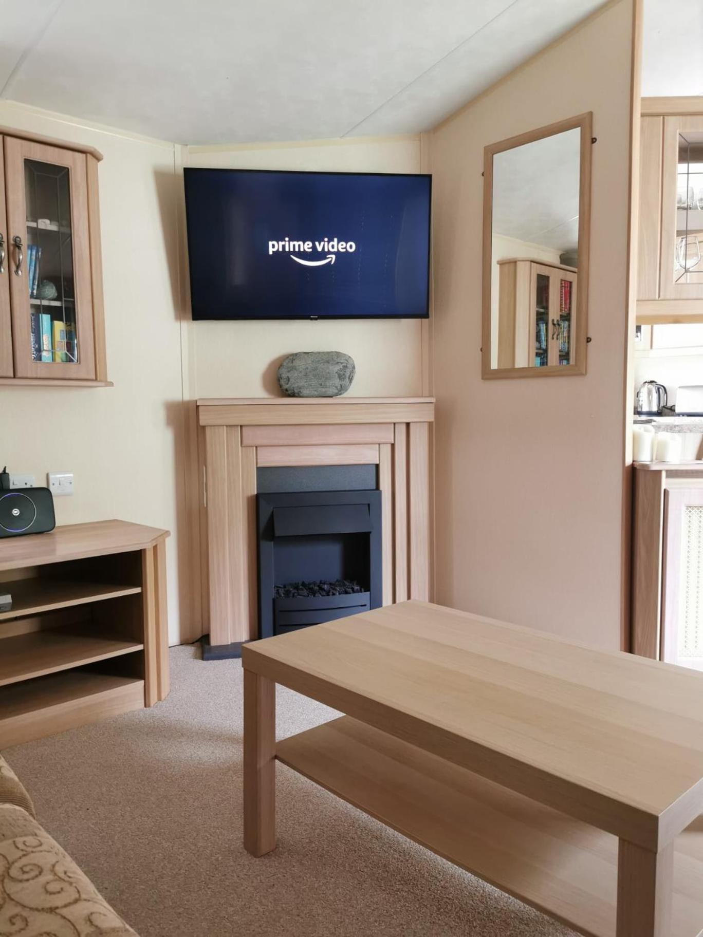 Wonderful 2 Bedroom Mobile Home 阿伯里斯特威斯 外观 照片
